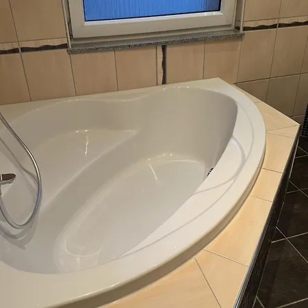 Themenzimmer Pusteblume Naehe Hauptbahnhof * דיסבורג